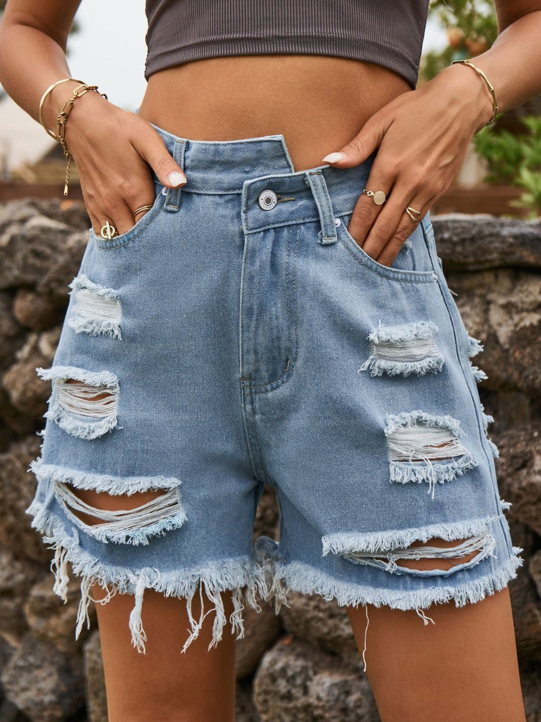 Distressed Raw Hem Denim Shorts - SharpDuds