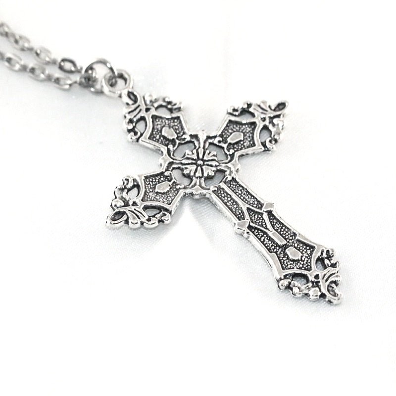 Y2K Cross Necklace - www.SharpDuds.com